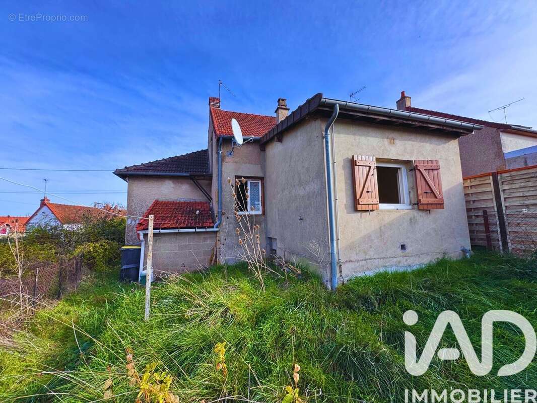 Photo 9 - Maison à LA MACHINE