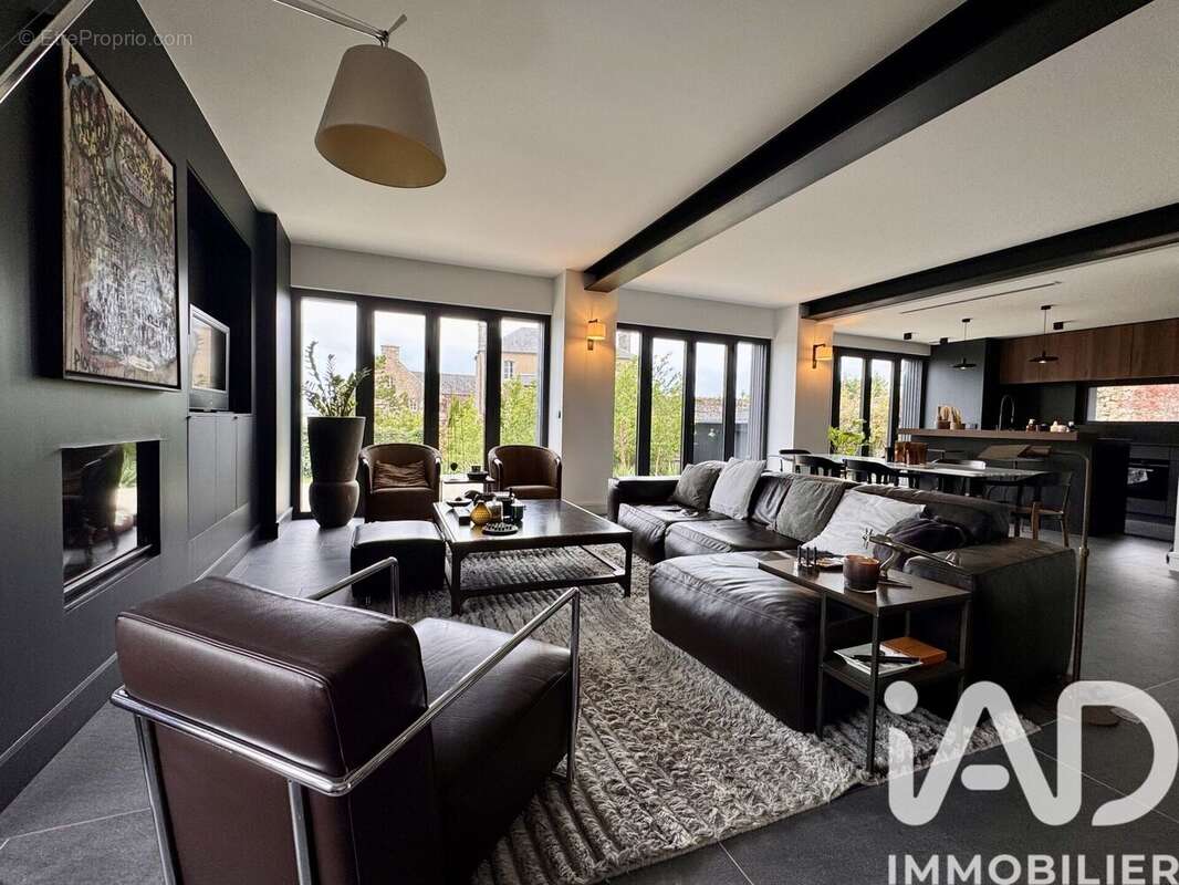 Maison 140 m² à Regneville-Sur-Mer  - photo 2