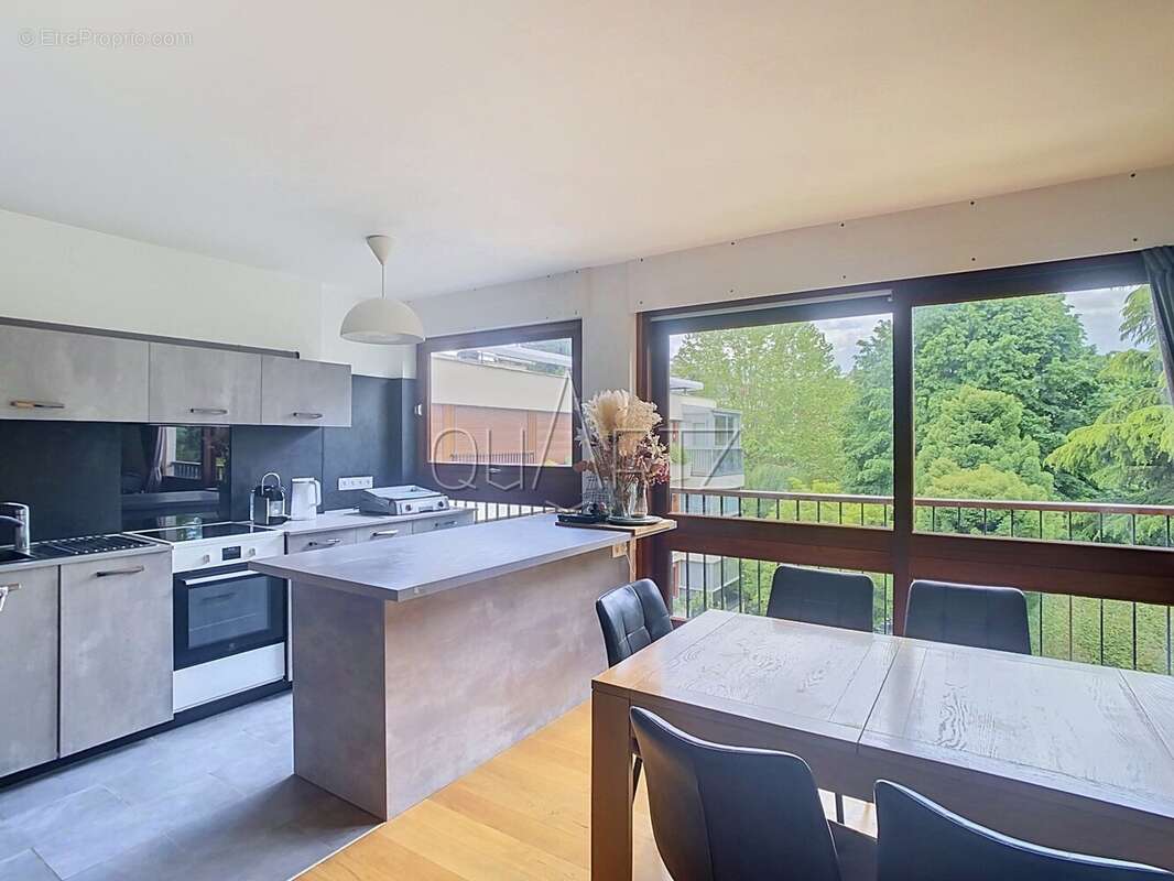 Appartement à LE CHESNAY