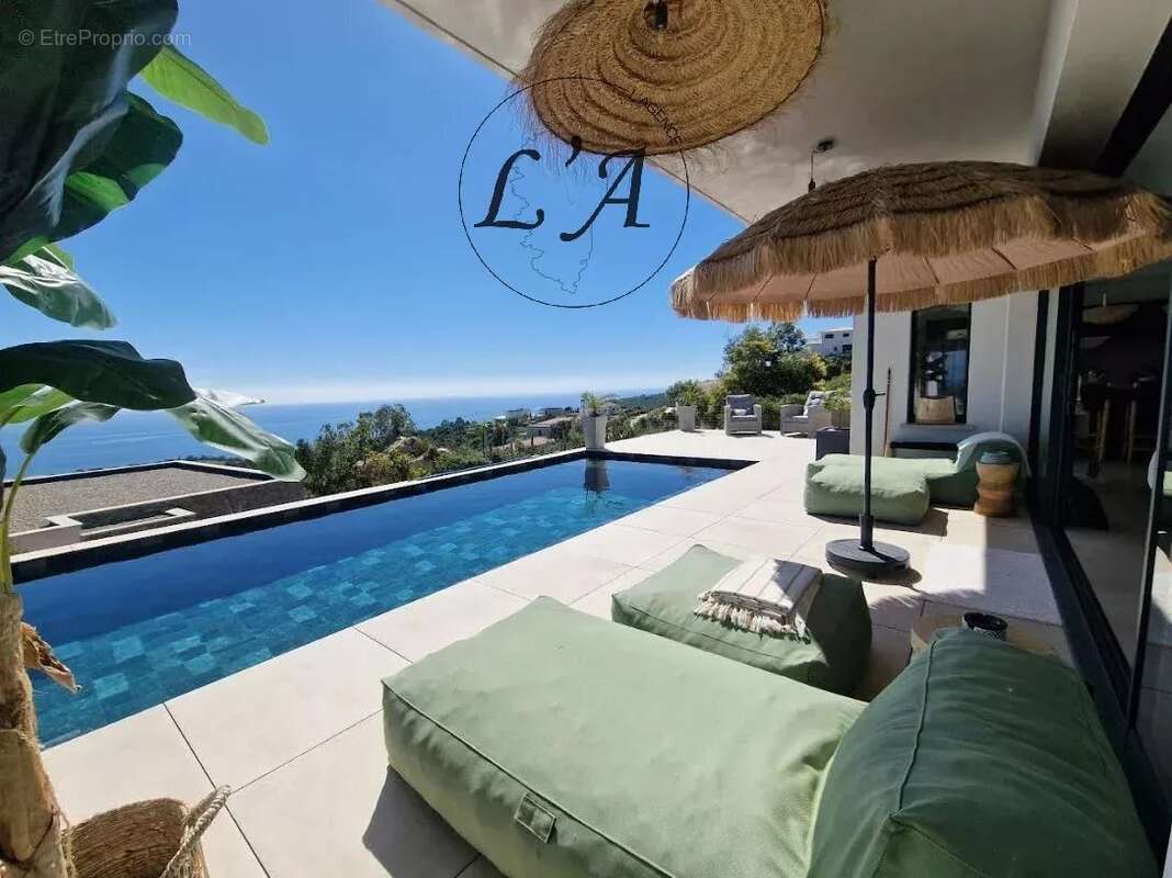 Appartement à SARI-SOLENZARA