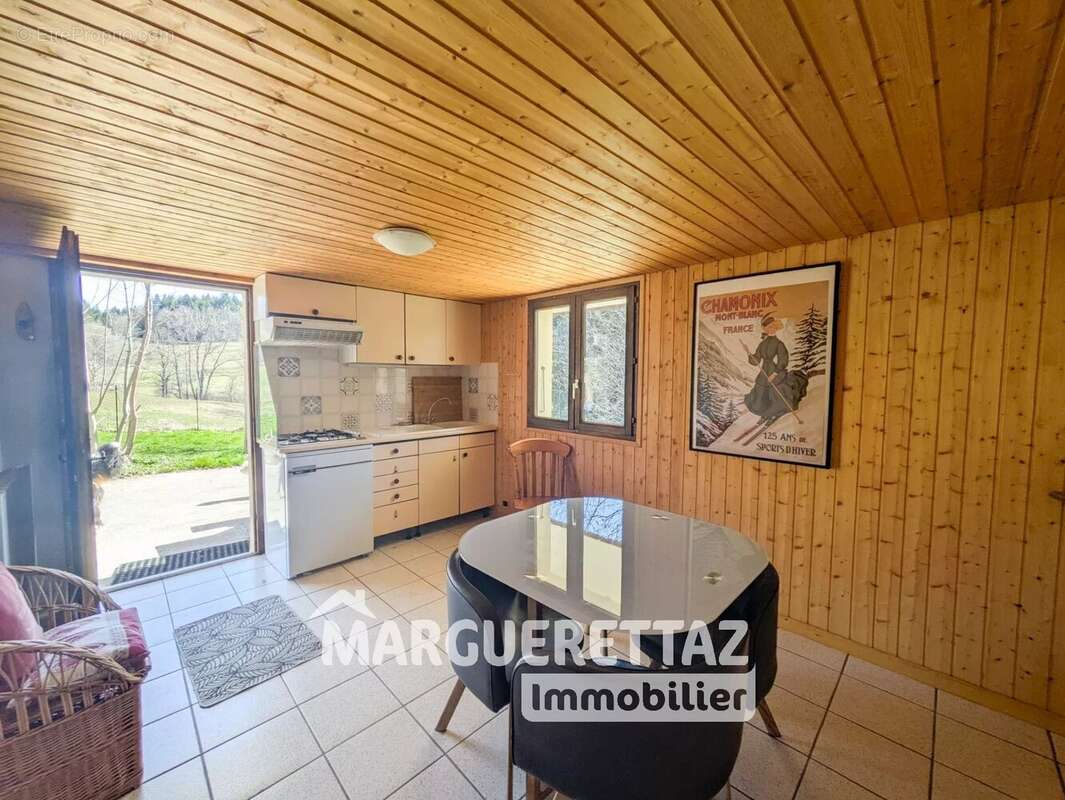 Maison à BOGEVE