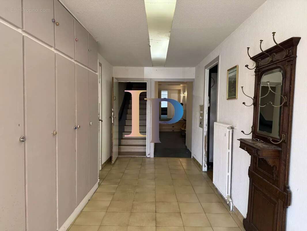 Ensemble immobilier de caractere - photo 30