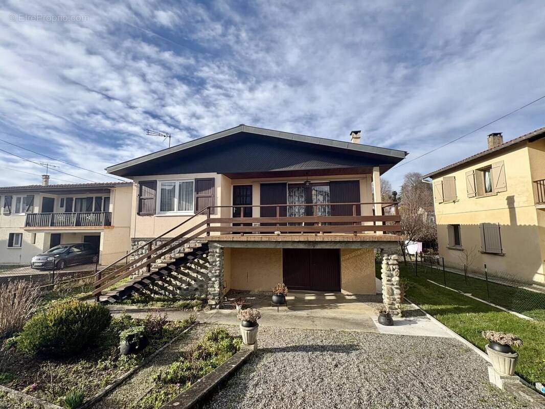 Maison à SAINT-GIRONS