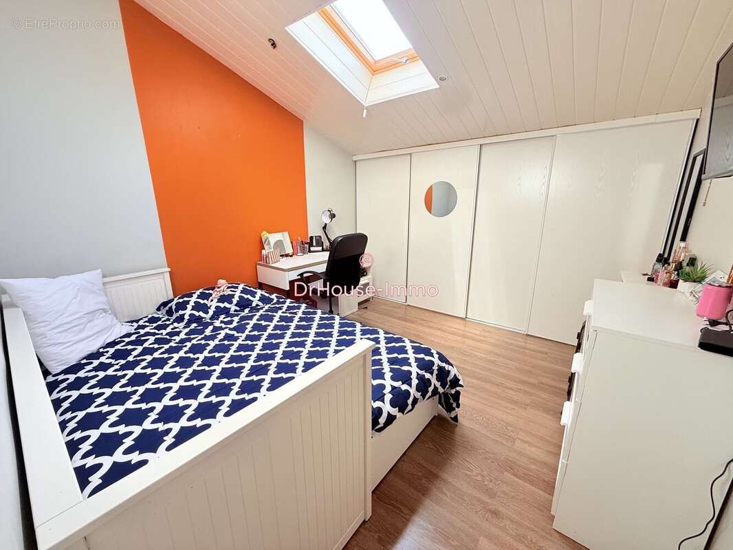 Maison 152 m² à Lamarque  - photo 17