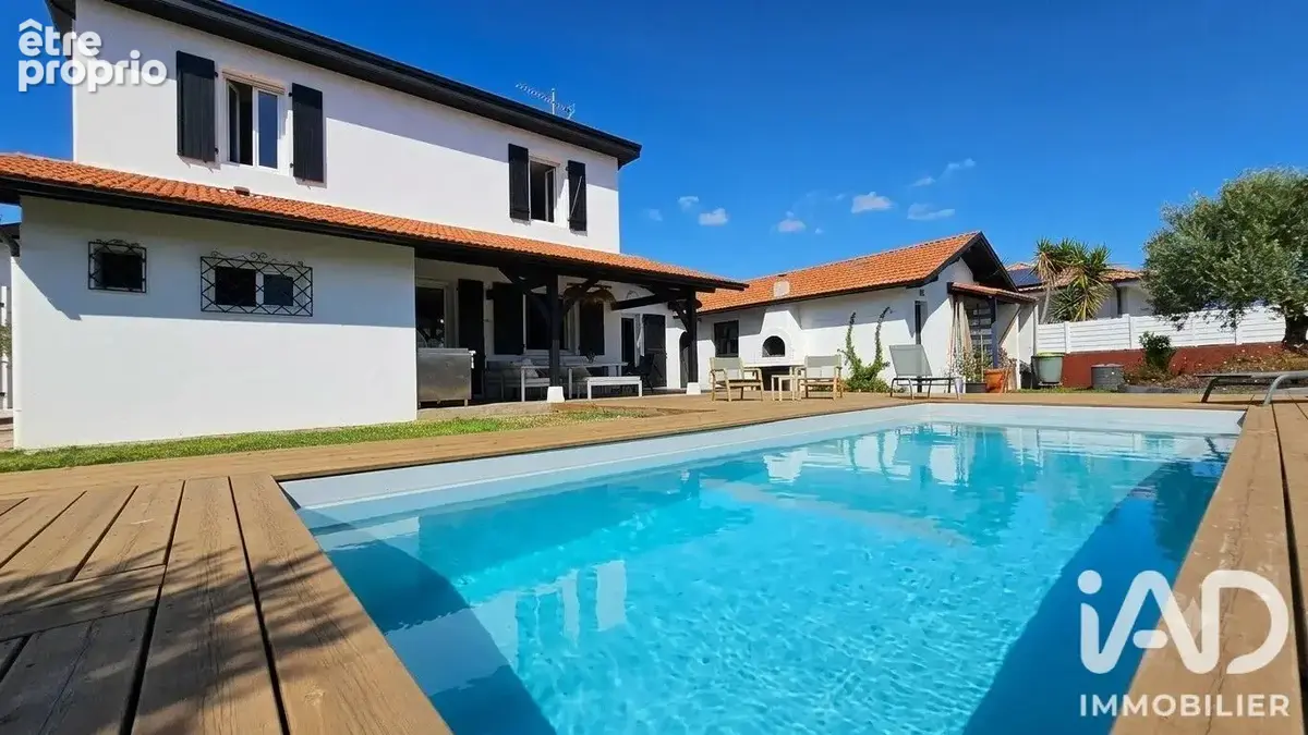 Photo 1 - Maison à TARNOS
