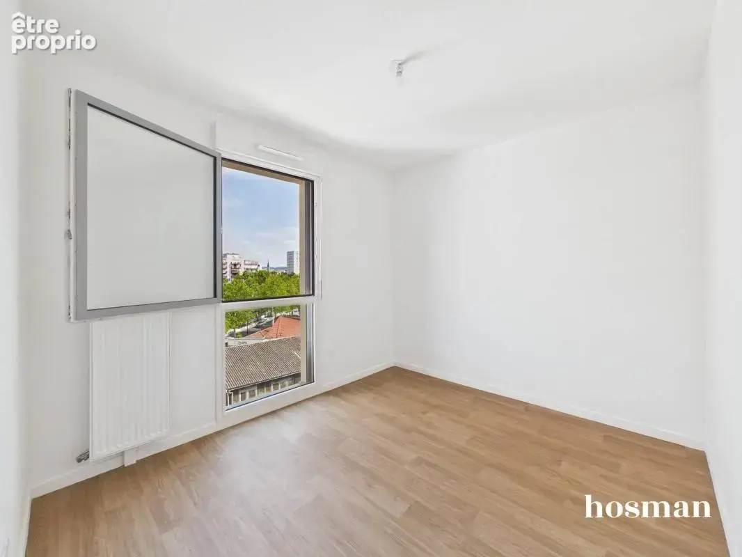 AUBERVILLIERS - Avenue de la republique - Appartement 4 pièces avec grande terrasse - photo 17