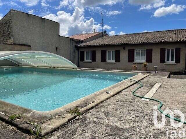 Photo 2 - Maison à SAINT-MARTIAL-DE-VITATERNE