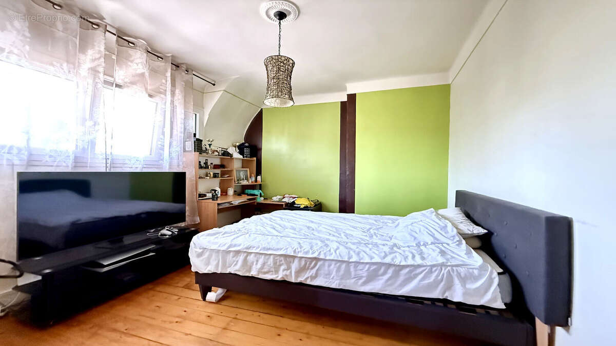 Charmante maison familiale ? proche de toutes commodités ! 185 m2 - photo 5