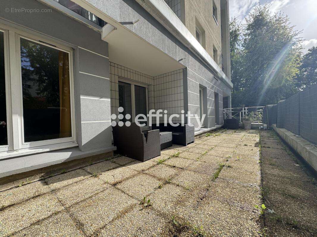 Appartement à TORCY