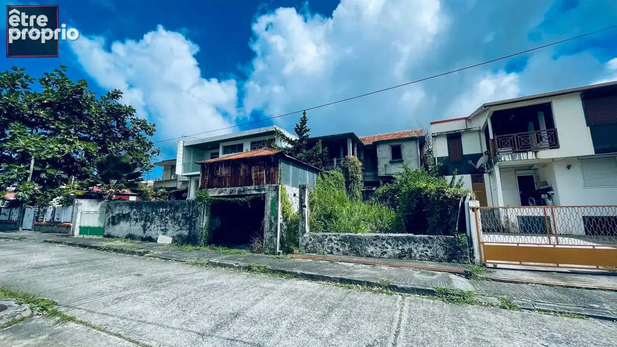 Maison de ville à rénover à vendre - Vauclin - photo 6