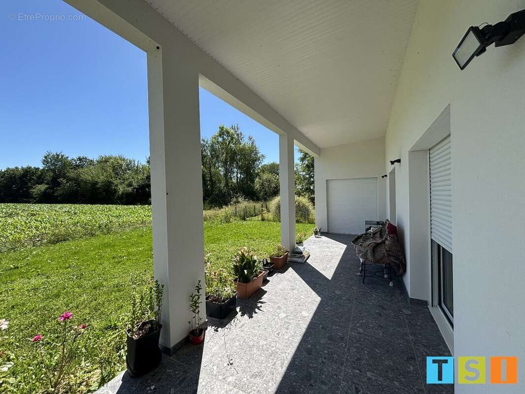 Maison contemporaine de 2024  DPE A  Vue exceptionnelle sur les Pyrénées - photo 3