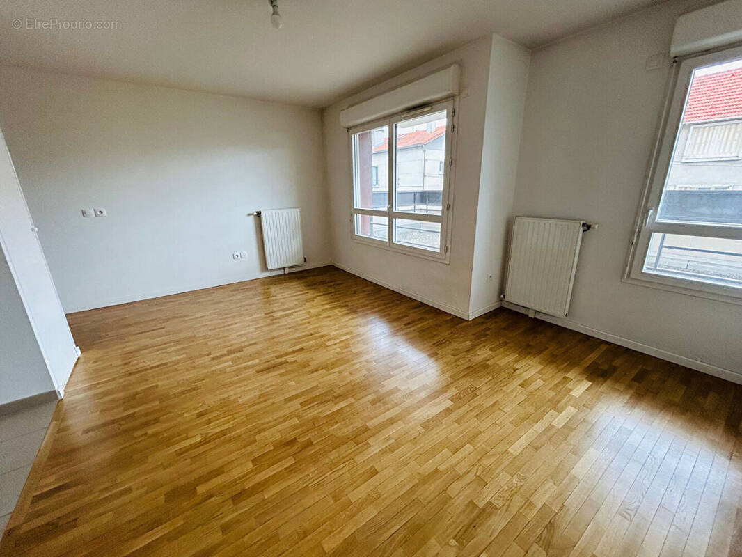 Appartement à LE PERREUX-SUR-MARNE