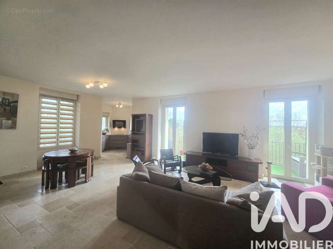 Appartement 75 m² à Saint-Fargeau-Ponthierry  - photo 3