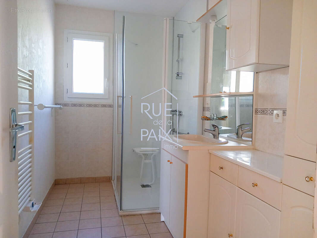 Maison Neuville De Poitou 3 pièce(s) 72 m2 - photo 11