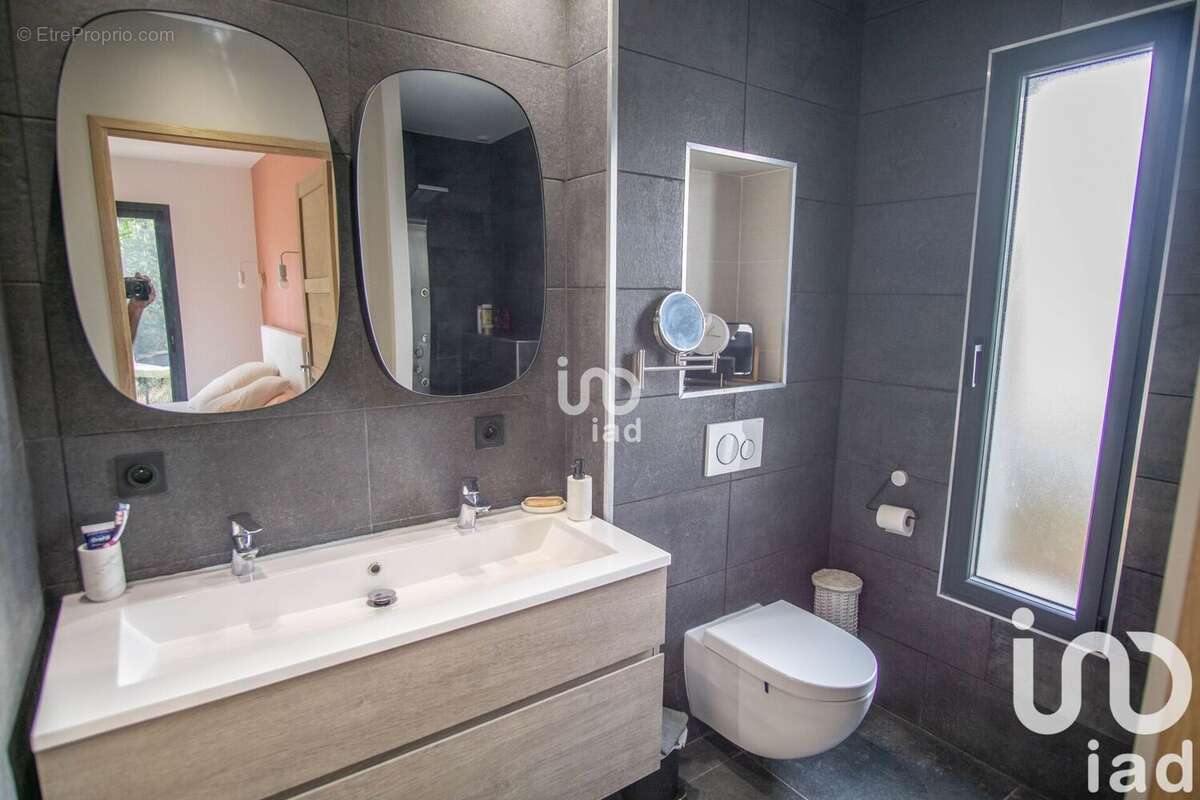 Photo 6 - Maison à ROQUEBRUNE-SUR-ARGENS