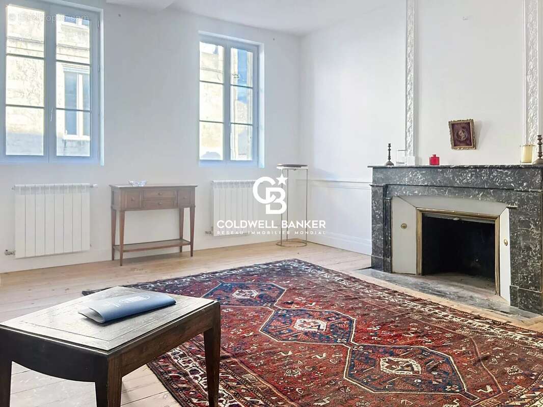 Appartement à SAINTES