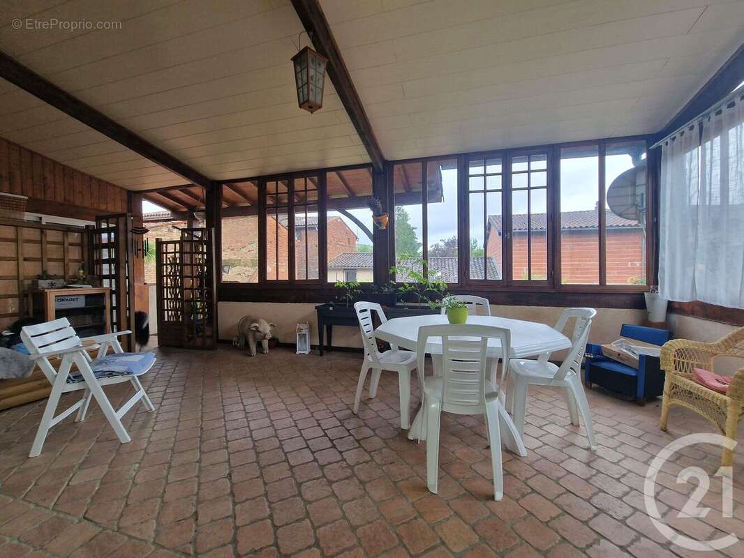 Maison à MONTESQUIEU-VOLVESTRE