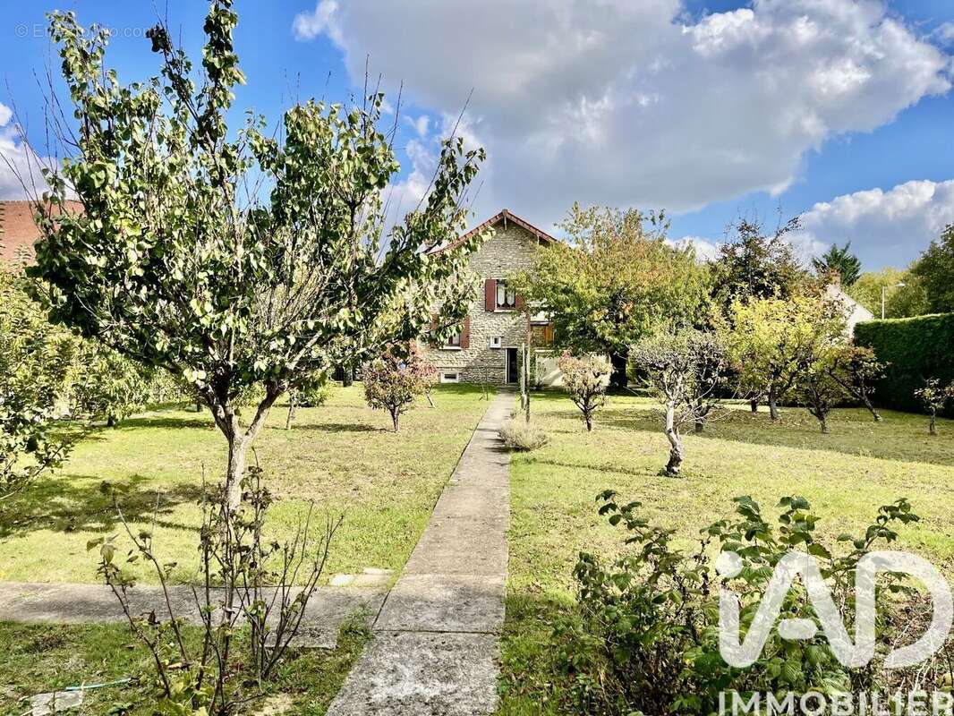 Photo 2 - Terrain à MOISSY-CRAMAYEL