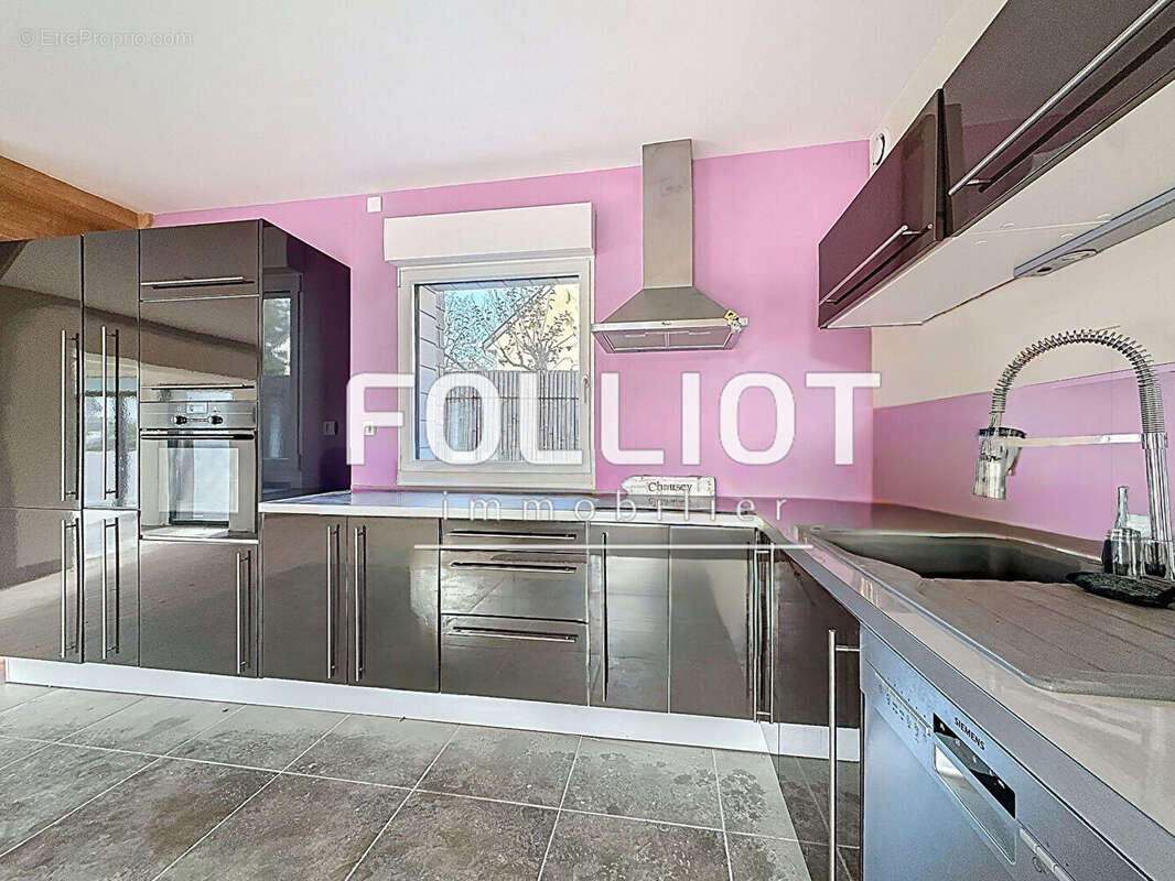 Maison à SAINT-PAIR-SUR-MER