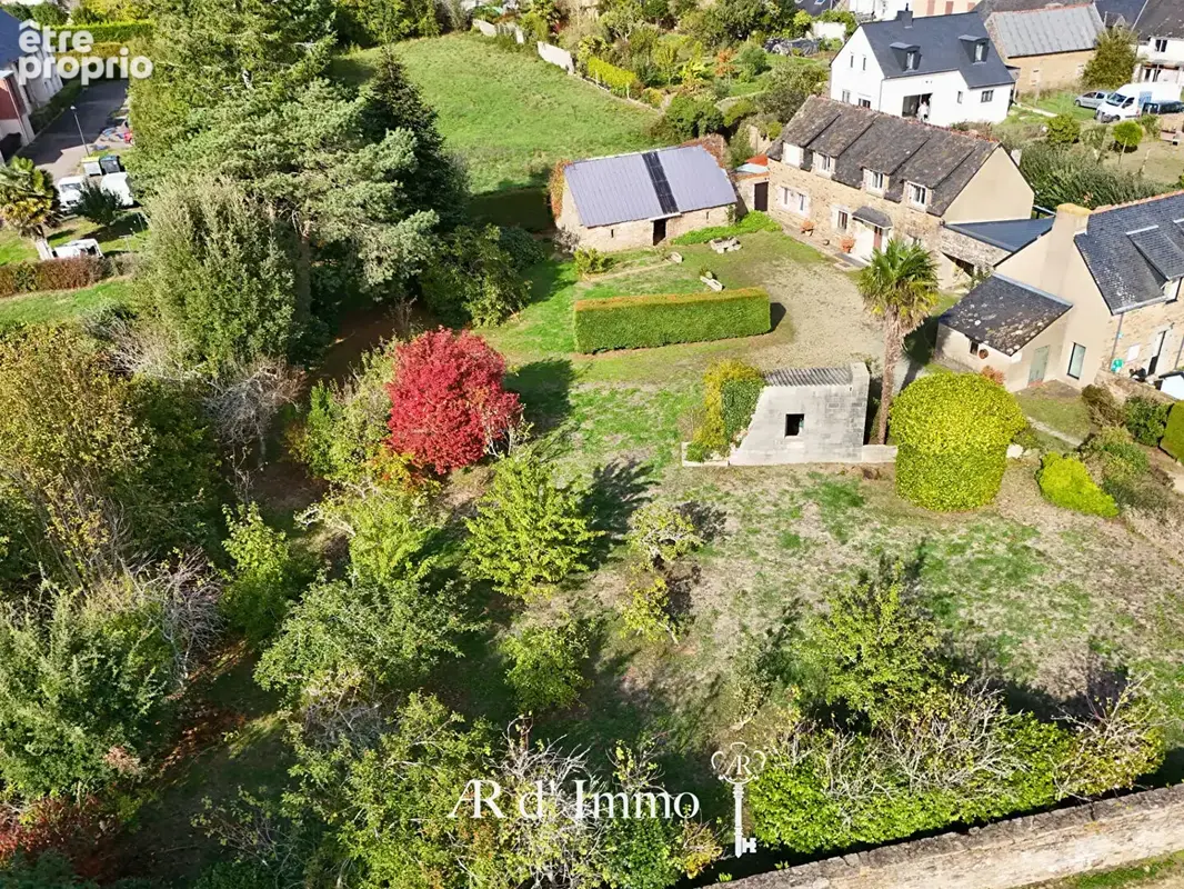 Maison en pierre avec dépendances - Terrain de 2 300 m² - photo 15