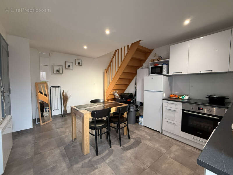 Maison 3 Pièces, rénovée, meublée – proche mer – Dieppe - photo 2