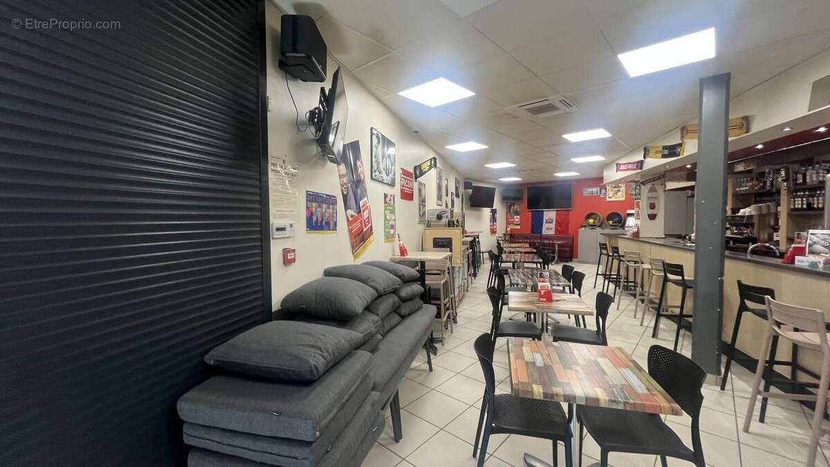 120 m² à Verneuil-Sur-Vienne  - photo 5