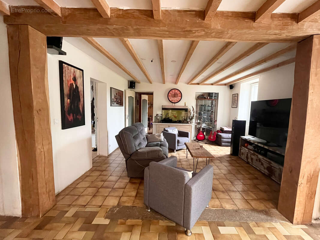 Maison à BOUILLE-LORETZ