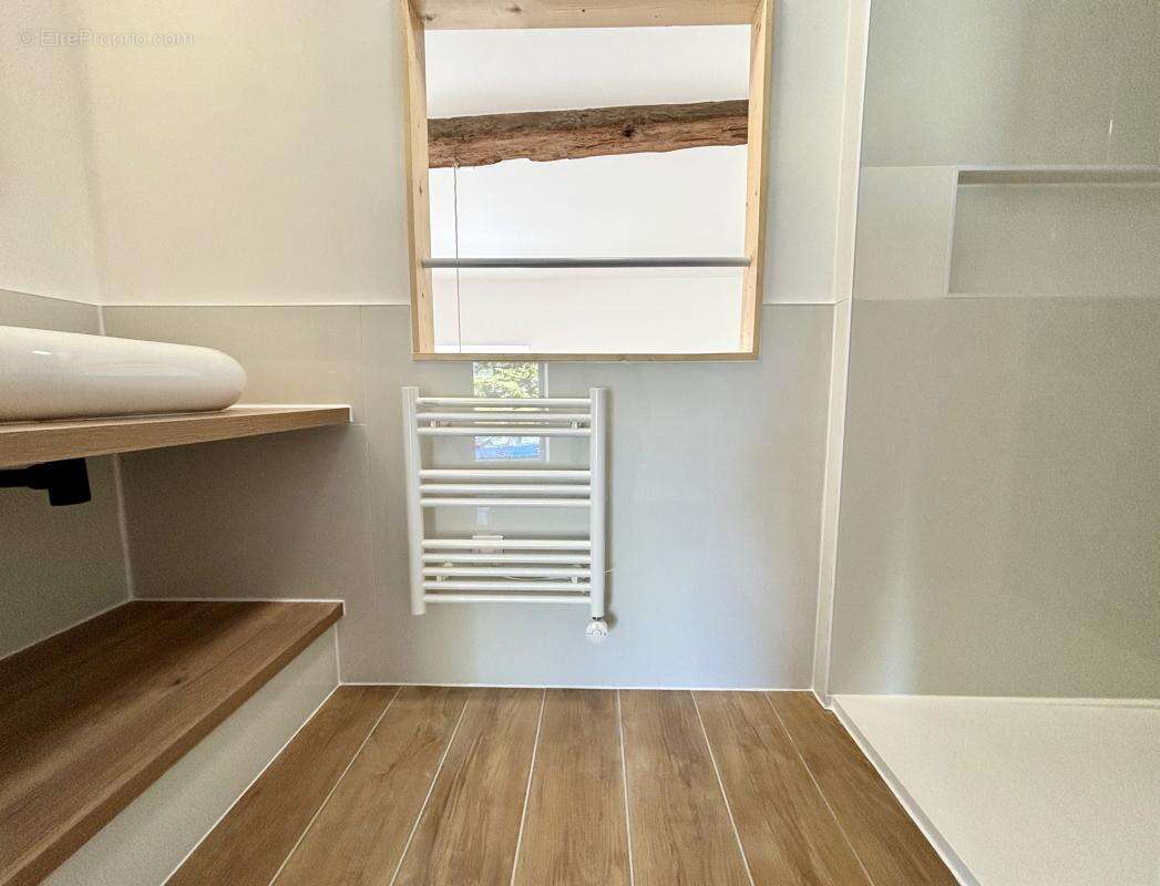 Appartement à CUBZAC-LES-PONTS