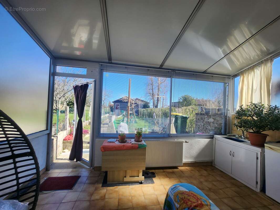 Maison à SAINT-PRIEST-TAURION