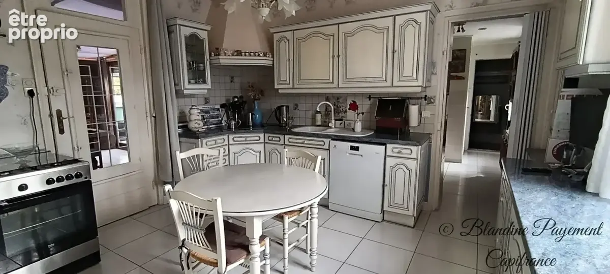  RŒUX – Maison de caractère de 150 m² avec jardin - photo 4