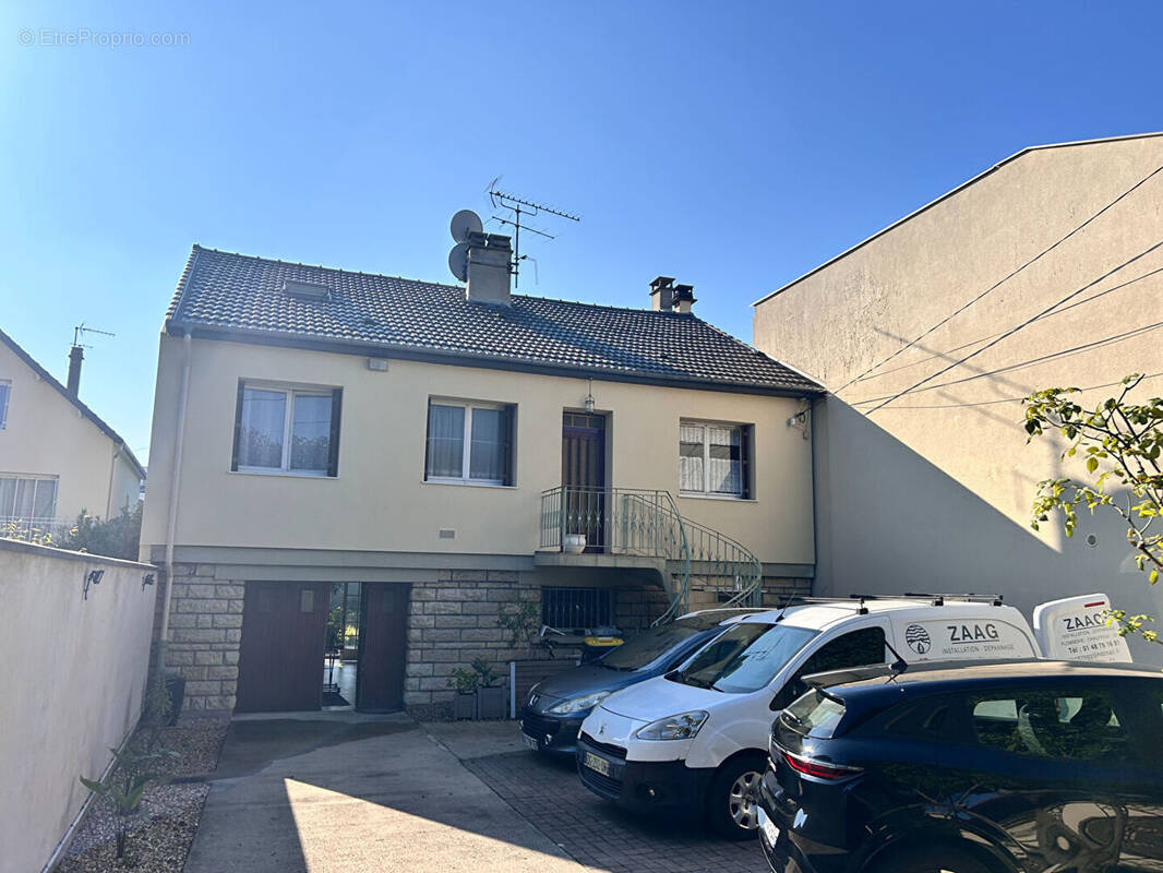 Maison à LE BLANC-MESNIL