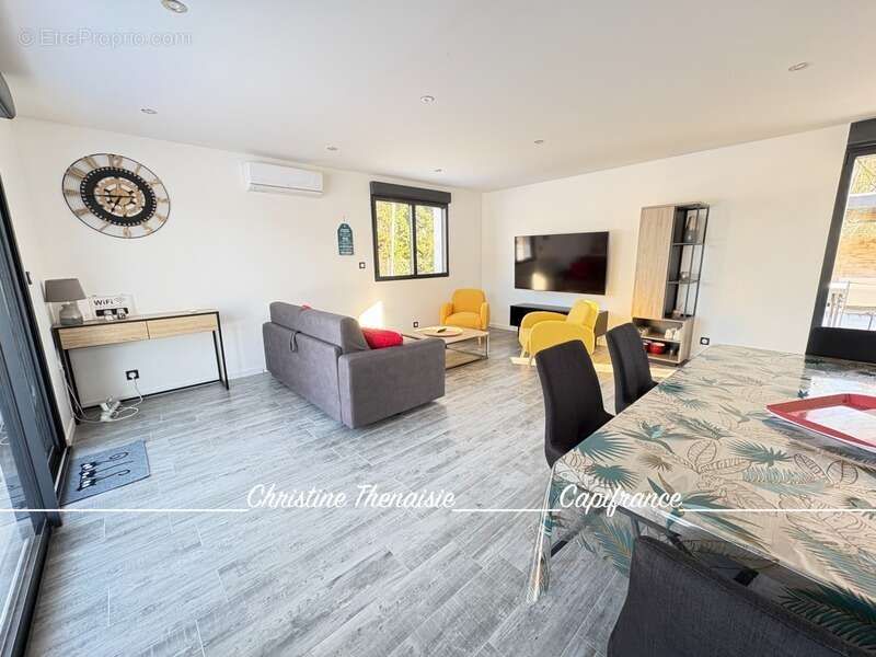 Maison à vendre Contemporaine - 2 chambres avec salle d'eau privative - Grand terrain  SAINT JEAN DE MONTS (85) - photo 13
