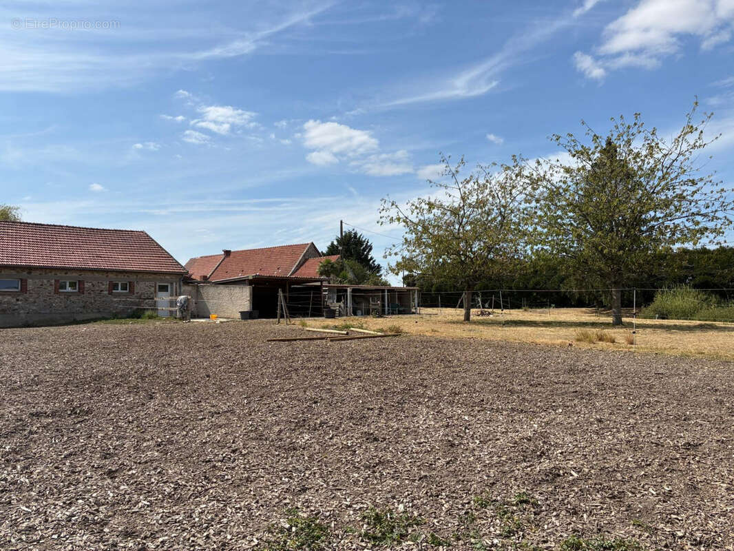 LE THOULT TROSNAY (51) à vendre superbe corps de ferme restauré sur un terrain clos de plus de 8600 m2 avec étang - photo 15