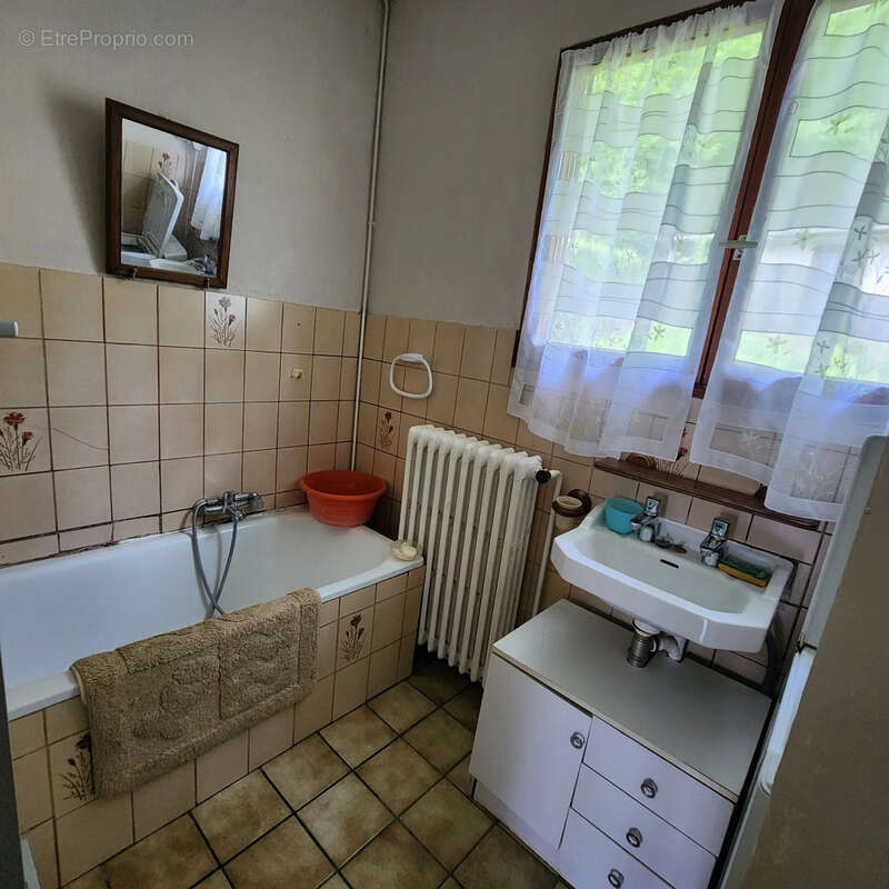 Maison plain pied, surelevee proche frontieres - photo 11
