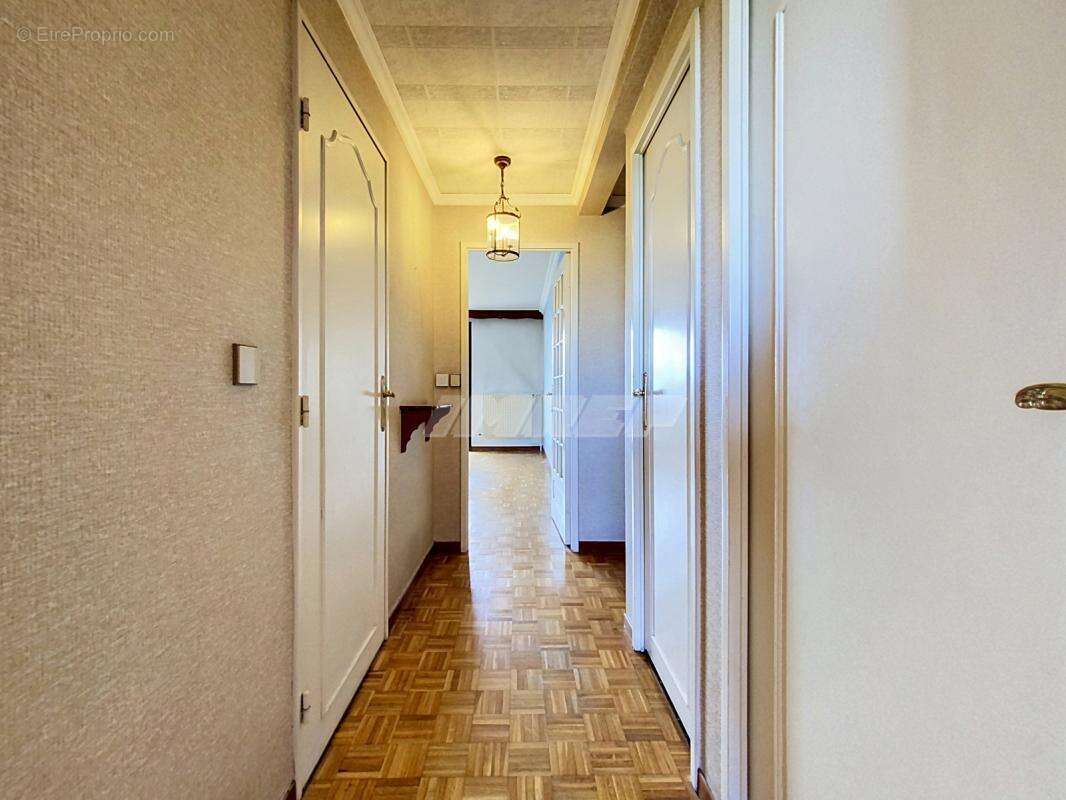 Appartement à MARSEILLE-10E