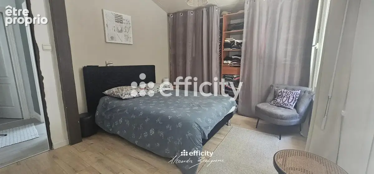 Maison 94 m² à Vouille  - photo 15