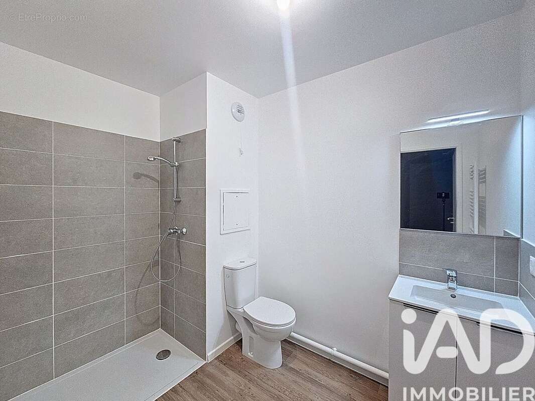 Photo 9 - Appartement à SAVIGNY-LE-TEMPLE