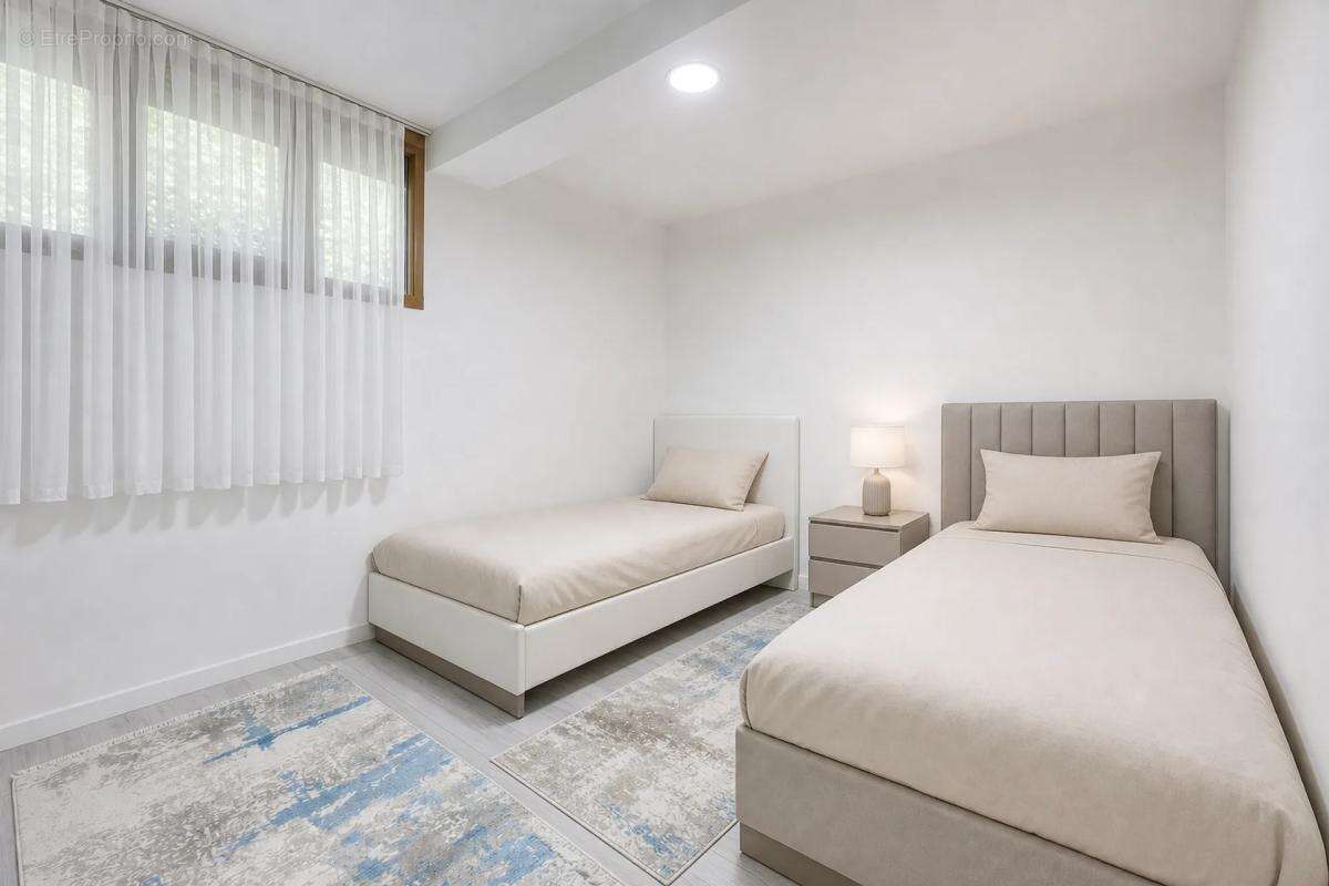 T4 familial 92 m² avec piscine - Marseille 13e - photo 6