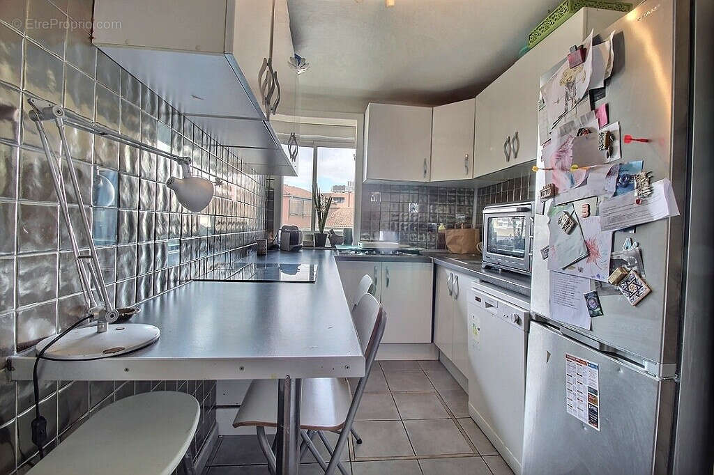 Appartement à MARSEILLE-8E