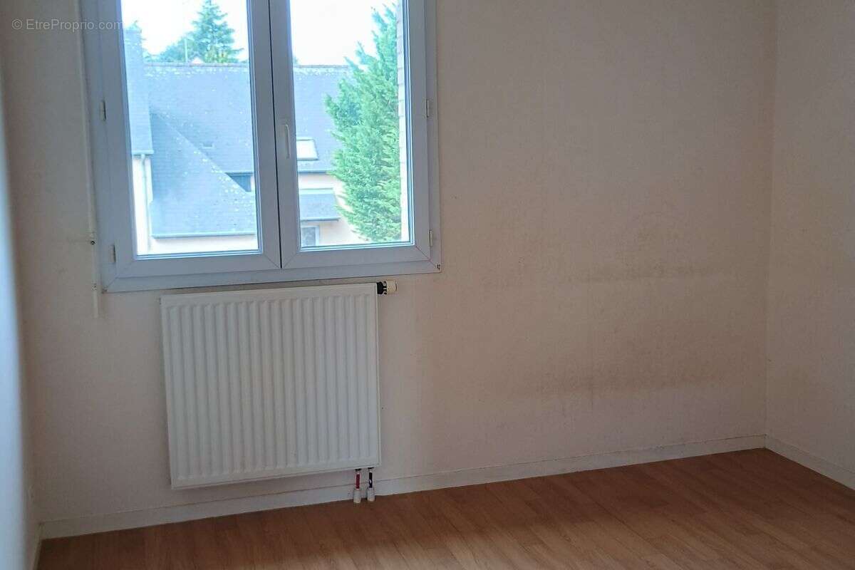 Appartement à MONTFORT-SUR-MEU