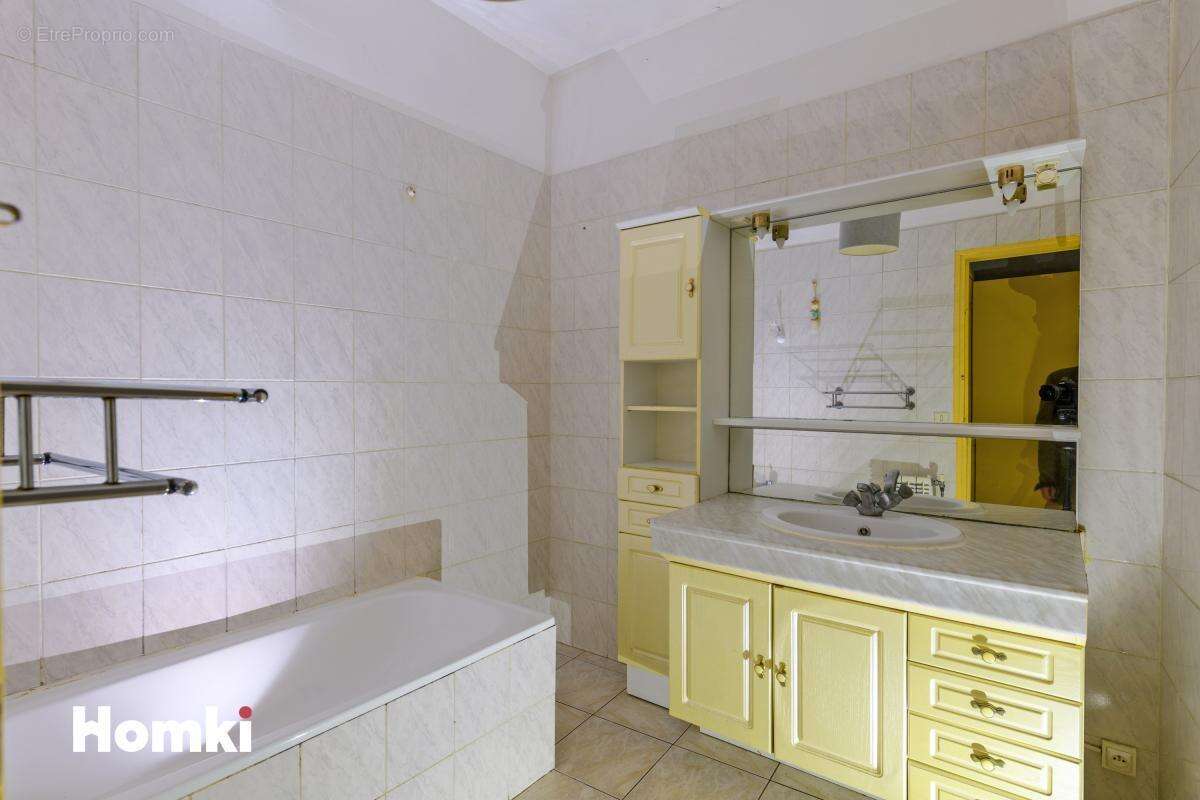 Maison de ville 168m² avec terrain, garages et dépendances sur Saint-Hippolyte-du-Fort - photo 19
