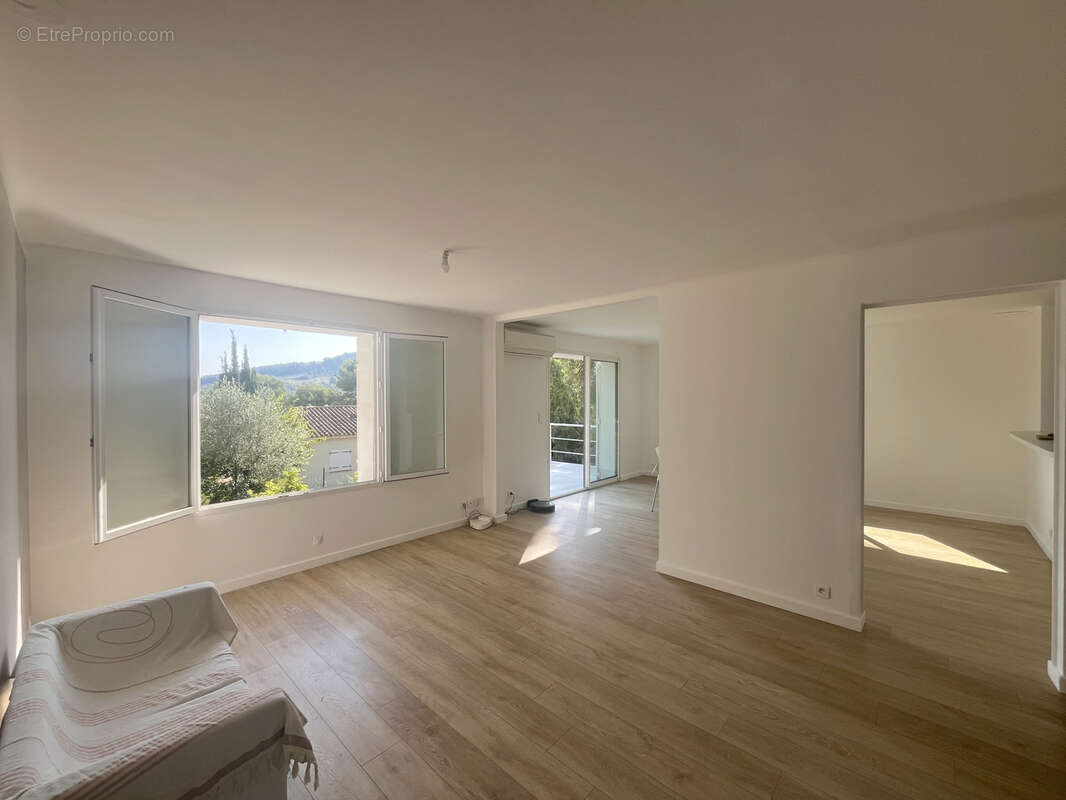 Maison à LA CADIERE-D&#039;AZUR