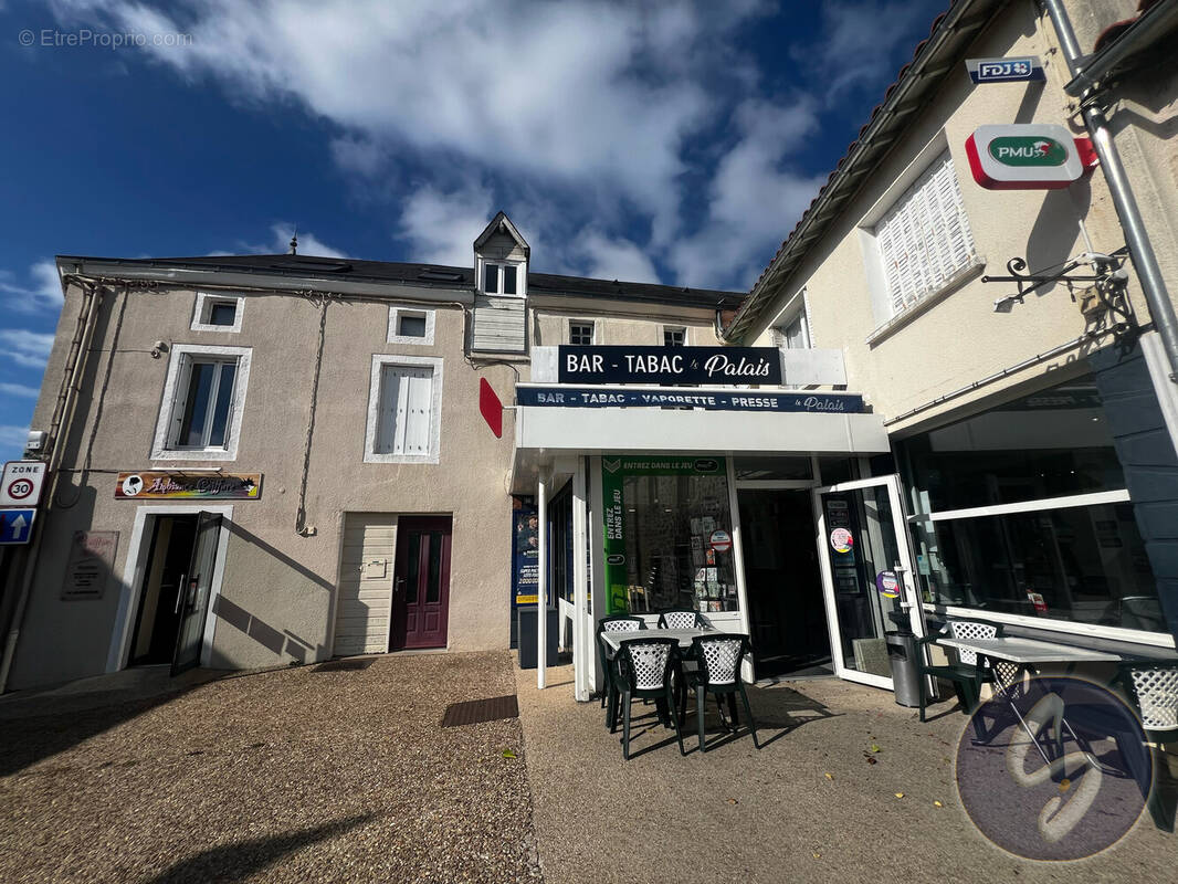 Commerce à SAINT-AUBIN-LE-CLOUD