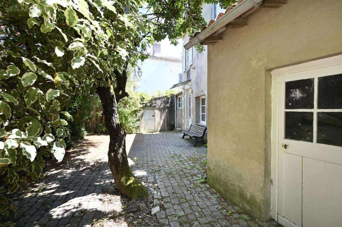 Maison à SAINT-MARTIN-DE-RE