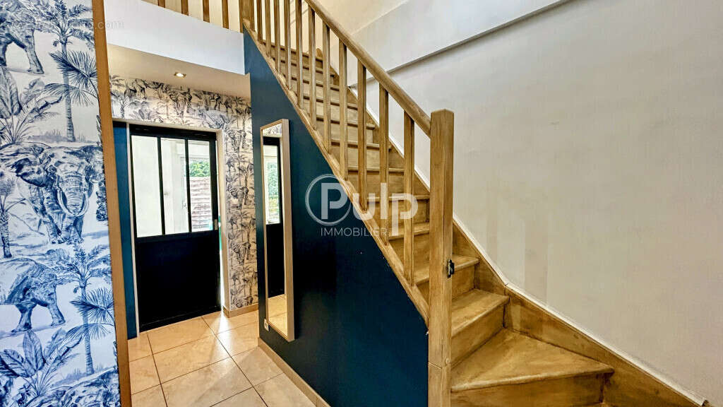 Maison à COURRIERES