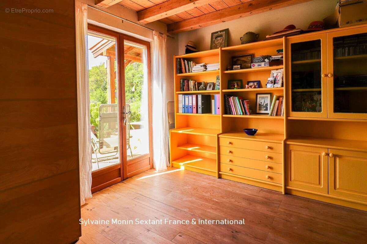 Maison à SAINT-GERMAIN-DES-PRES