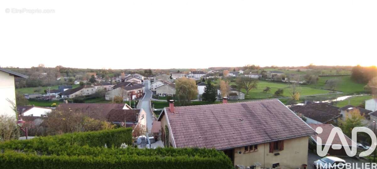 Photo 9 - Maison à DOMEVRE-SUR-DURBION