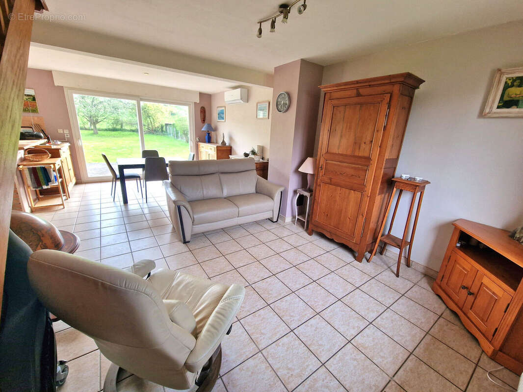 Photo 4 - Maison à BEAUMERIE-SAINT-MARTIN