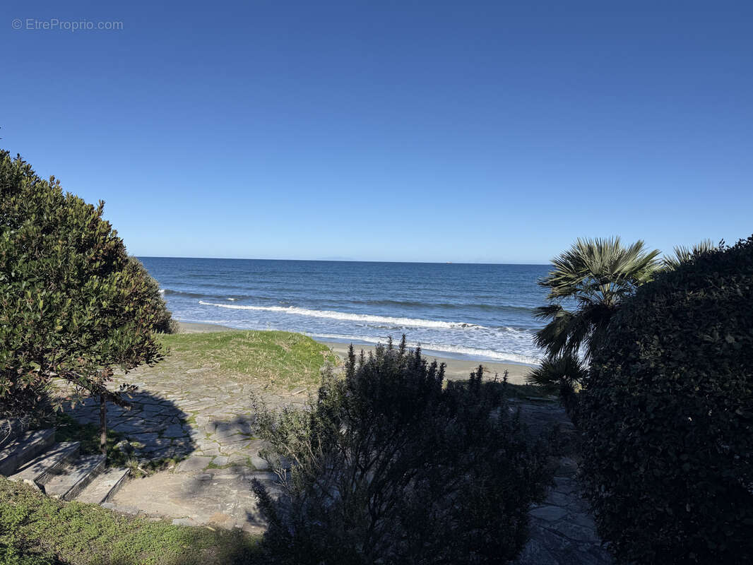 Maison à LINGUIZZETTA