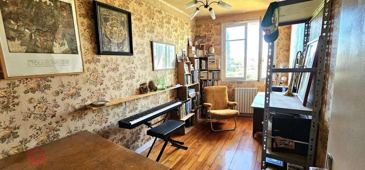 Maison à SAINTE-SUZANNE